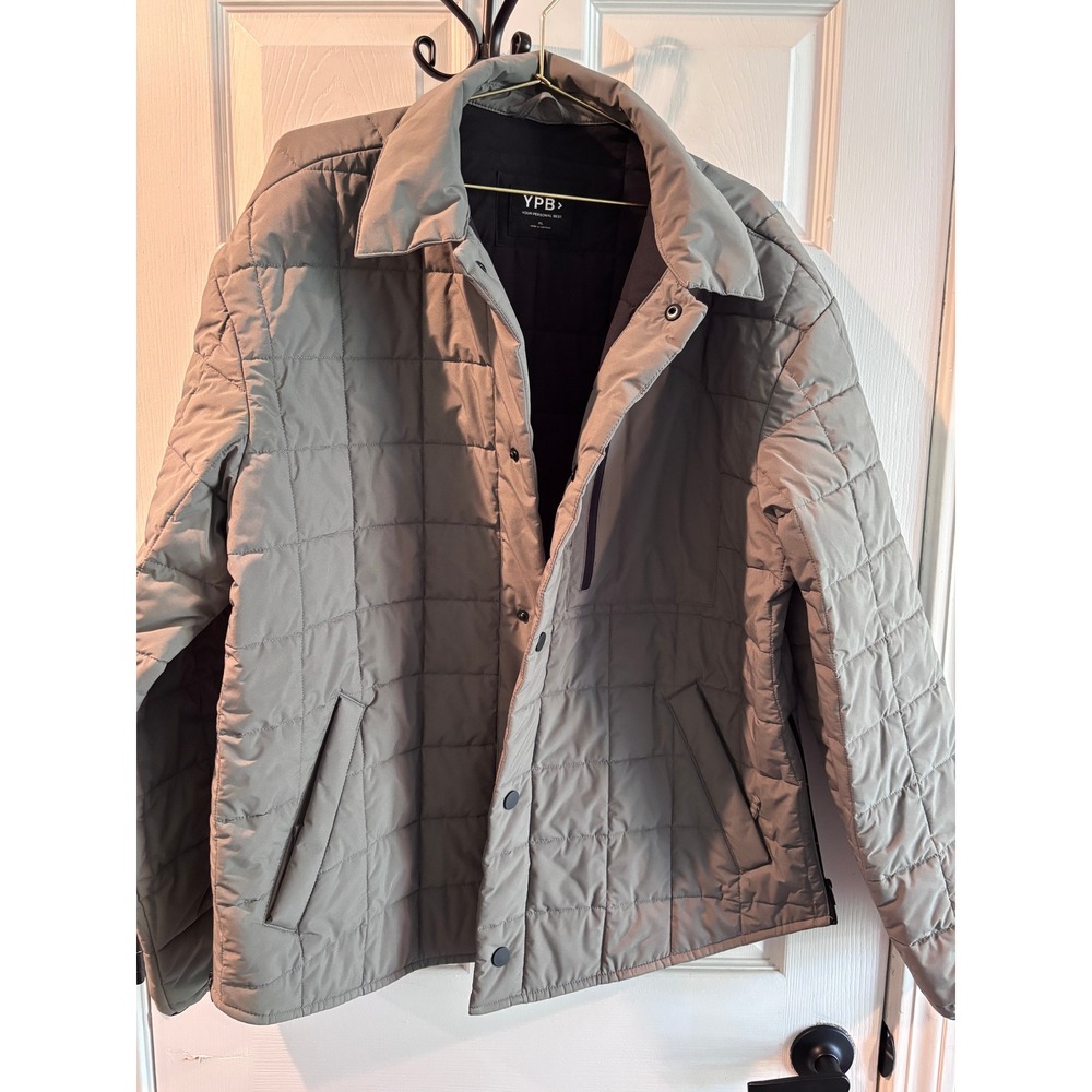 ABERCROMBIE & FITCH YPB; XL Gray Quilted Puffer-like Jacket 118A0063